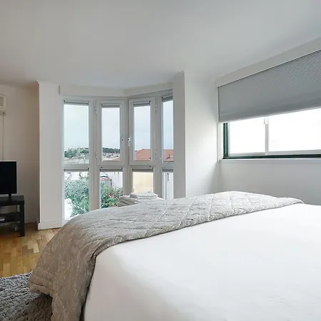 Bed and breakfast Shiado Suites