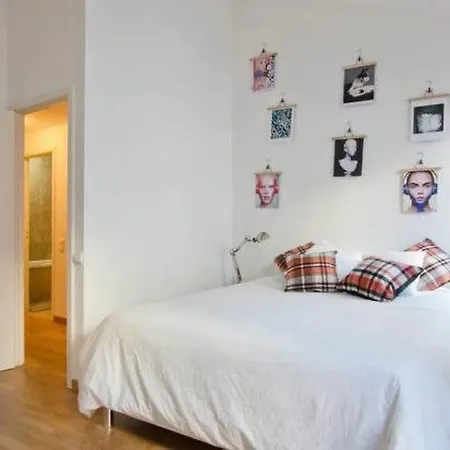 Bed and breakfast Shiado Suites