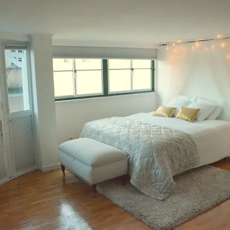 Bed & Breakfast Shiado Suites Lissabon